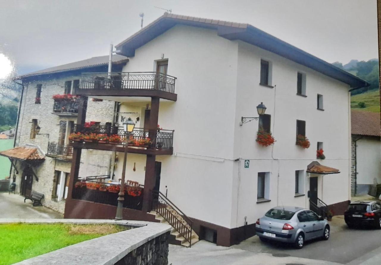 Apartamento Rural Areso - Fraxkuenea Apartment Exterior photo